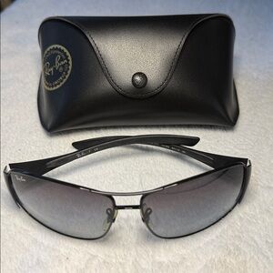 Ray-Ban RB3320 002/8G Sunglasses Black Metal 64-14